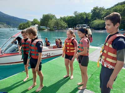 Initiation au ski nautique