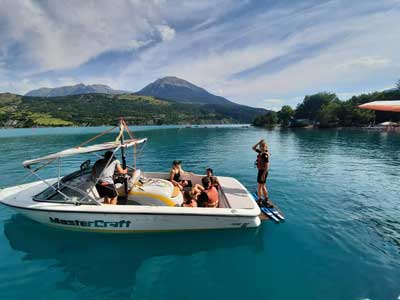 Initiation au ski nautique